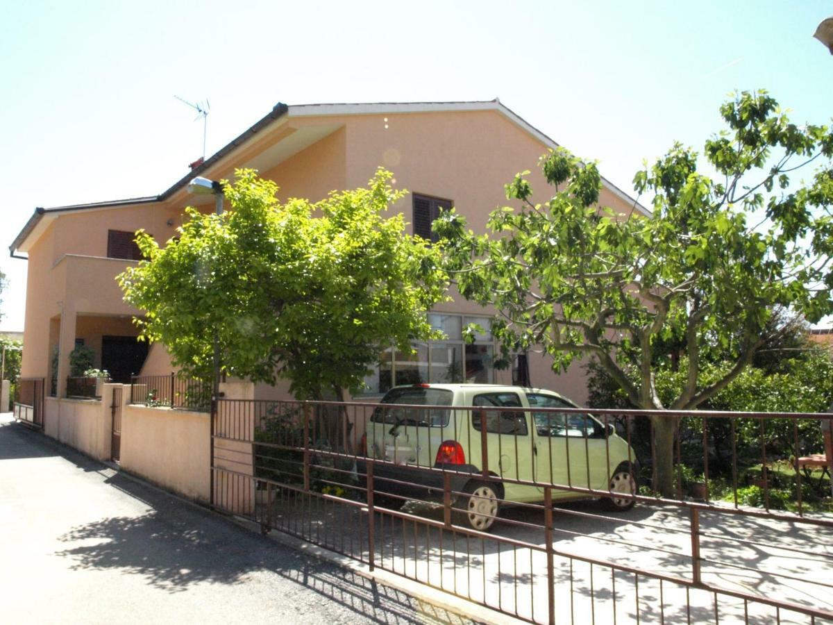 Apartman Celestina 메덜린 외부 사진